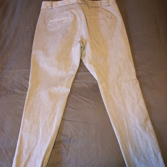 Express petite capris dress slacks - Picture 4 of 4